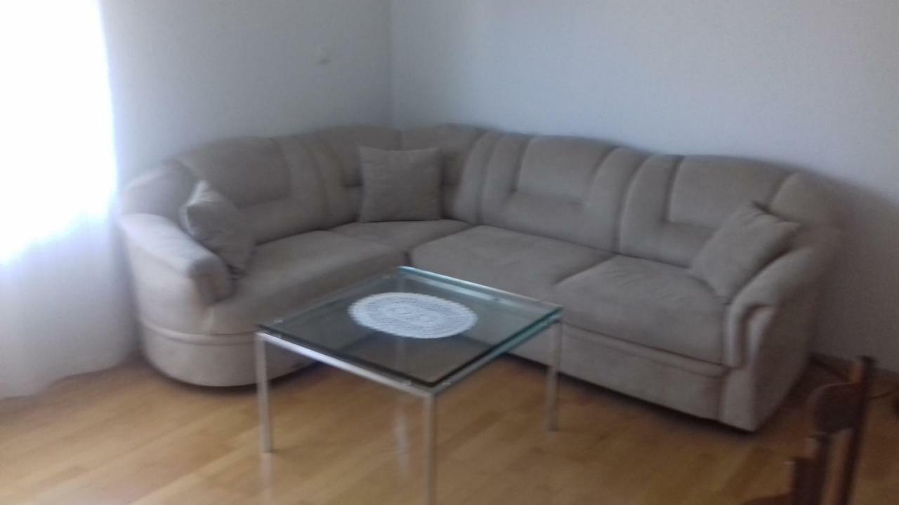 Apartman Jezidzic Kaštela Екстериор снимка