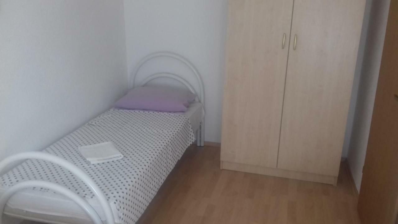 Apartman Jezidzic Kaštela Екстериор снимка